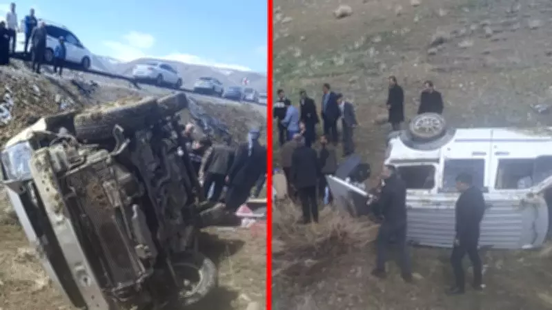 Van-Hakkari Karayolu'nda Korkunç Kaza: Kamyonet Şarampole Uçtu, 4 Kişi Yaralandı