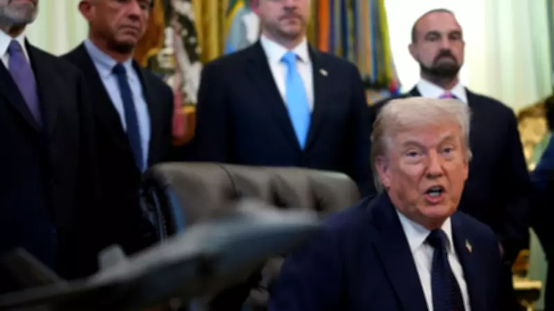 WSJ iddia etti: Trump İran'a kuşatmayı büyütün talimatı verdi