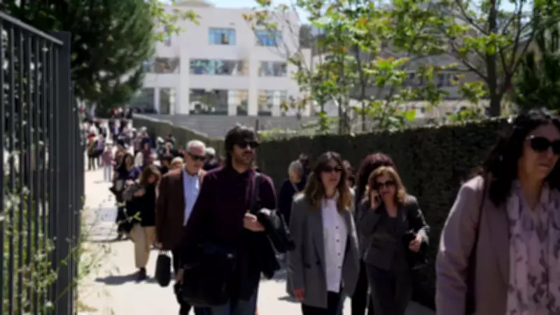 Yunanistan'da 89 yaşındaki saldırgan peş peşe ateş açtı: 5 yaralı