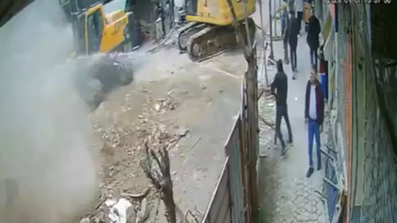 Zeytinburnu'nda Acı Olay: İnşaattan Düşen Beton Parçası 6 Yaşındaki Çocuğun Canını Aldı