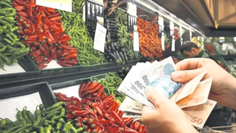 Zincir Marketten Fiyat Skandalı: 50 Liraya Alınan Domates Rafta 250 TL