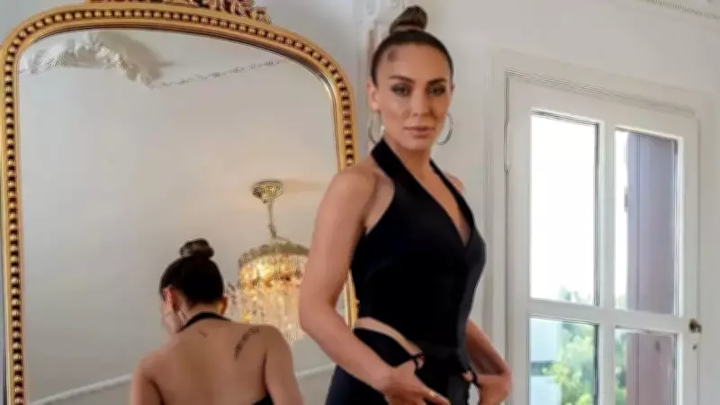 Ziynet Sali Sarışın İmajıyla Hayranlarını Şaşırttı