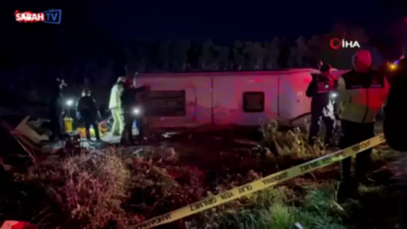 İznik'te Yolcu Minibüsü Devrildi: 1 Kişi Hayatını Kaybetti, 12 Kişi Yaralandı