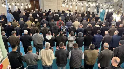 24 Nisan 2026 Cuma Namazı Saati: İstanbul, Ankara, İzmir Vakitleri