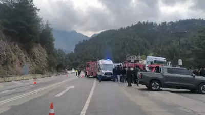 Antalya-Isparta Karayolunda Feci Kaza: Ölü Sayısı 8'e Yükseldi