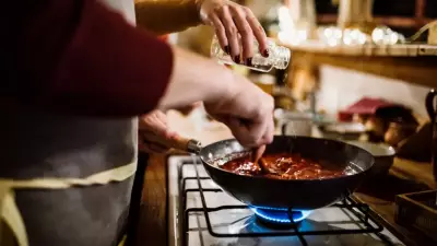 Astrolojiye Göre Mutfağın Gerçek Ustaları: Hangi Burçlar Lezzet Harikası?