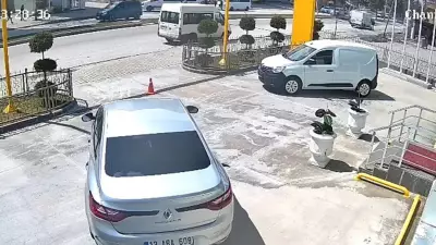 Bitlis'te Minibüsün Çarptığı 4 Yaşındaki Masal Aslan Hayatını Kaybetti