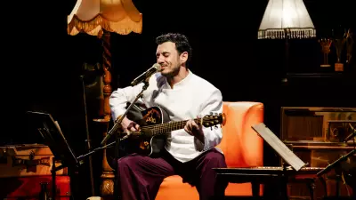 Buray'ın Müzik Yolculuğu İş Sanat'ta Evdeki Sesler Konseriyle Taçlandı