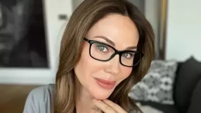 Demet Şener'den 49. Yaş Günü Paylaşımı: Podyumdaki Günlerini Aratmıyor