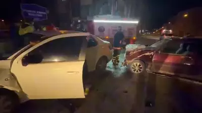 Elazığ'da İki Araç Çarpıştı: 2 Kişi Yaralandı