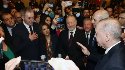 Erdoğan, 23 Nisan Resepsiyonu'nda DEM Parti heyetiyle selamlaştı