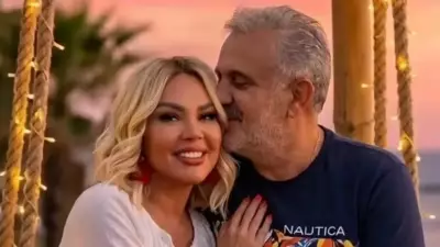 Faik Öztürk'ten Safiye Soyman'a Romantik Jest: Pizza Yapıp Kendi Elleriyle Besledi