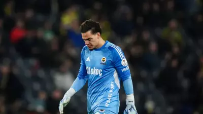 Fenerbahçe-Beşiktaş Derbisinde Gözler Kalecilerde: Ederson ve Ersin'in Performansı Kritik