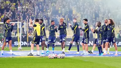 Fenerbahçe'nin Derbi 11'i Tarihe Geçti: Rekor Kadroyla Sahaya Çıktılar