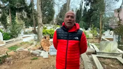 Fırtına Tarihi Mezarlıkta Ağaç Devirdi, Mezarlara Zarar Verdi; İBB İlgisiz Kaldı