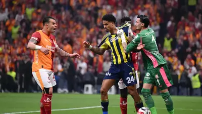 Galatasaray-Fenerbahçe Derbisinde Uğurcan Çakır ve Oosterwolde Arasında Gerginlik