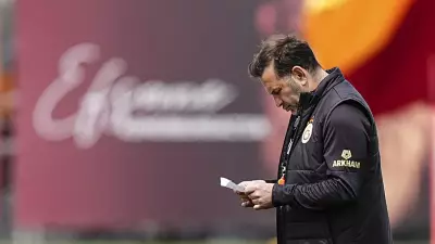 Galatasaray'da şok ayrılık: Yıldız oyuncu takımdan ayrılıyor