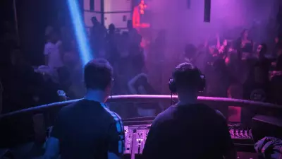 Gece Kulübünde Tanıştığı Kadınla Evine Giden İşadamına Büyük Tuzak