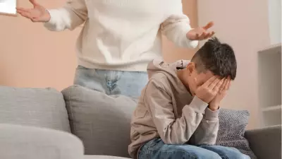 Şiddet 'Geliyorum' Diyor: Çocuklardaki Sessiz İmdat Çığlığı Nasıl Duyulur?