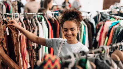 Lüks Modada Kusursuzluk Devri Bitti: Z Kuşağı Dağınıklıkla İsyan Ediyor