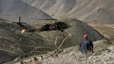 Mantar toplarken mahsur kalan adam askeri helikopterle kurtarıldı