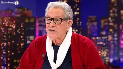 Neco'dan Kızlarına Sitem: 'Arayıp Sormak Onların Bileceği İş'