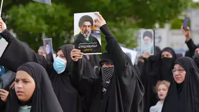 İngiliz Basınından Çarpıcı İran İddiası: Hamaney'in Yerini Yazdılar