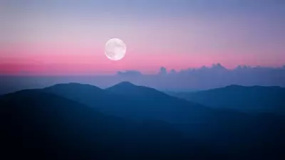 Pembe Dolunay Türkiye'de Ne Zaman Görülecek? İşte Saat ve Tarih