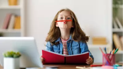 Psikolog Dursun Uyardı: Dijital Bakıcılar Çocuk Gelişimini Olumsuz Etkiliyor