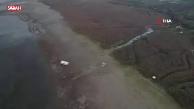 Sapanca Gölü'nde sular çekildi, gizemli ada yeniden ortaya çıktı