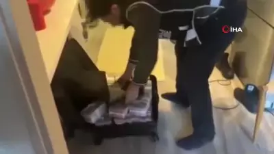 Üsküdar Belediyesi'nde Yapı Ruhsatı Operasyonu: Milyonlarca Lira Rüşvet Parası Ele Geçirildi