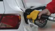 Akaryakıt Fiyatlarında Tarihi İndirim: Motorine 15 TL'lik Düşüş Geliyor