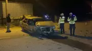 Çanakkale'de Otomobil ile Motosiklet Çarpıştı: 3 Kişi Yaralandı