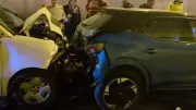 Antalya'da 11 Araçlı Zincirleme Kaza: 1 Yaralı