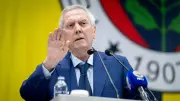 Aziz Yıldırım, Fenerbahçe Divan Toplantısı'na Tekneyle Giriş Yaptı