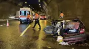 Bolu Tünelinde Korkunç Kaza: TIR'ın Arkadan Çarptığı Otomobil Hurdaya Döndü, 5 Kişi Yaralandı