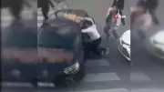 Esenyurt'ta Kaza Sonrası Kaçan Sürücüye Saldırı: Ezilme Tehlikesi Yaşandı
