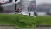 Fatih'te Çöp Kamyonunda Patlama: Cadde Trafiğe Kapatıldı, Ekipler Müdahale Ediyor