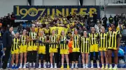 Fenerbahçe Opet, Kadınlar Basketbol Süper Ligi'nde 20. Şampiyonluğunu Kutluyor
