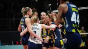 Fenerbahçe VakıfBank'ı Mağlup Etti: Sultanlar Ligi Şampiyonluğu Son Maça Kaldı