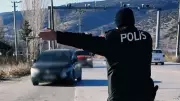 Isparta'da Polis Denetimlerinde 28 Bini Aşkın Kişi Sorgulandı, 24 Aranan Şahıs Yakalandı