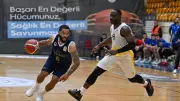 Kipaş İstiklalspor ve Pizzabulls Cedi Osman Play-Off Biletini Aldı