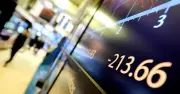 New York Borsası Yükselişle Açıldı, Dow Jones ve S&P 500 Rekor Seviyeleri Hedefliyor
