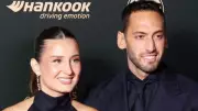 Sinem Çalhanoğlu eşi Hakan'a aşkını haykırdı! Romantik kare ilgi odağı