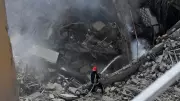 İsrail ateşkese rağmen Lübnan'ı vurdu: 2 ölü
