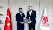 Taha Akgül, Hidayet Türkoğlu'nu Ziyaret Etti: Spor Gelişimi Konuşuldu