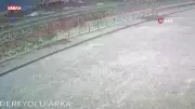 Yüksekova'da Sağanak Sonrası İstinat Duvarı Çöktü: O Anlar Kamerada