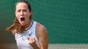 Zeynep Sönmez Stuttgart'ta Tarihi Zaferle İlk 10'u Devirdi