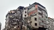Zeytinburnu'nda Yıkım Faciası: 6 Yaşındaki Tesnim Son Yolculuğuna Uğurlandı