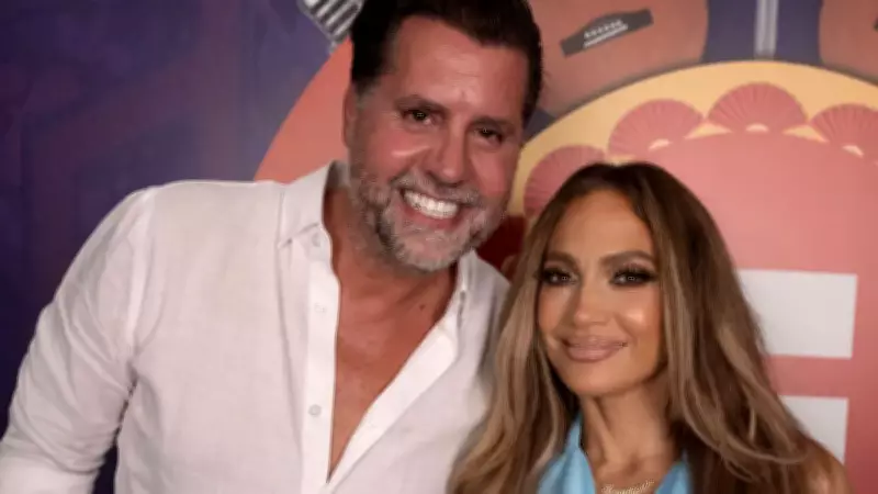13 Yıllık Eşinden Boşanmak İçin Servet Talep Etti!